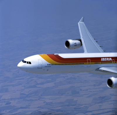 Dos A340/600 de Iberia equipados con los nuevos interiores
